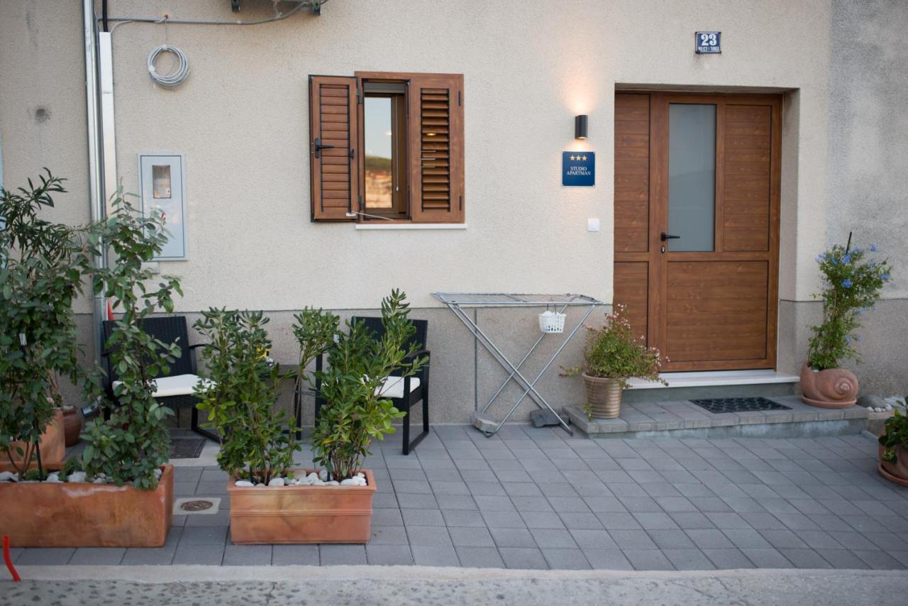 Apartamento Torkul Šibenik Exterior foto